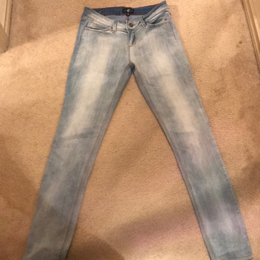 Straight leg jean